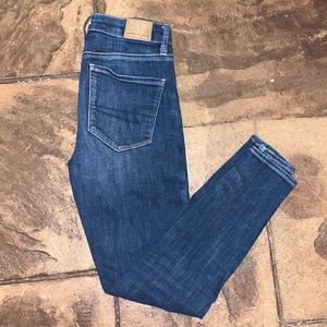 American Eagle skinny jeans